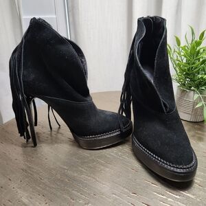 Burberry Black Open Front Prorsum Fringe Tasseled Suede‎ Ankle Boots 2015 35